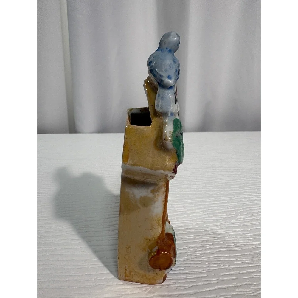 Vintage Ceramic Cuckoo Clock Wall Pocket Bud Vase Made in Japan Figurine S0041